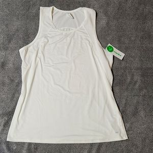 Marika brand, size XL white